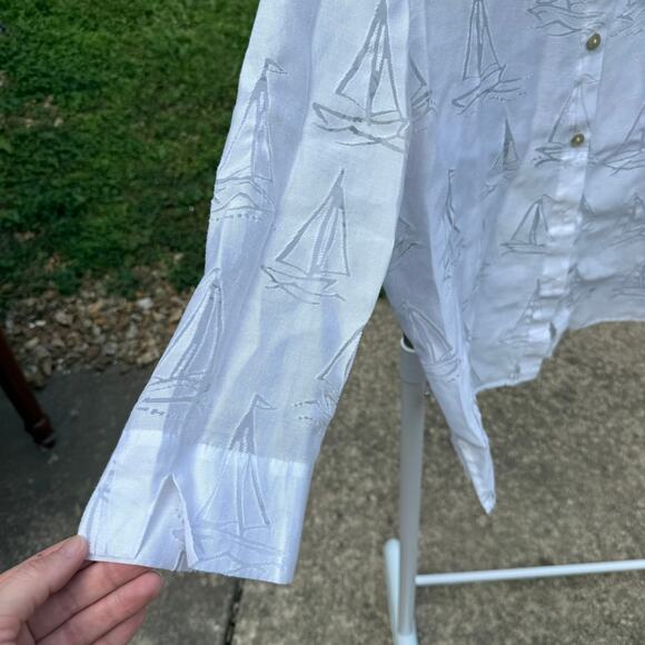 Alfred Dunner Petite White Sailboat Blouse - Size PM - Picture 4 of 5